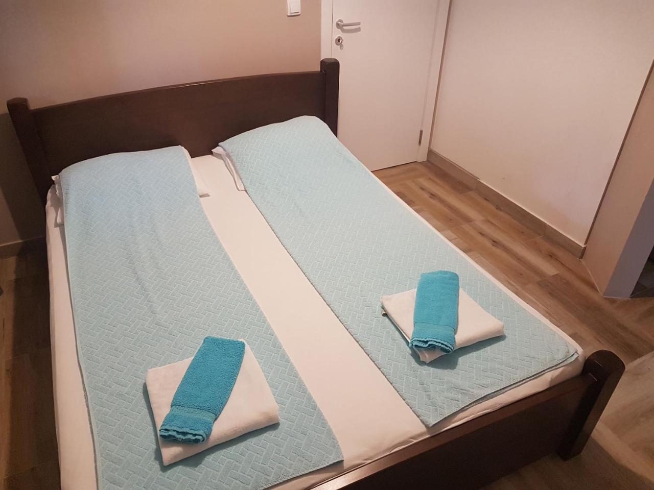 Apartmani Simic Валево Экстерьер фото